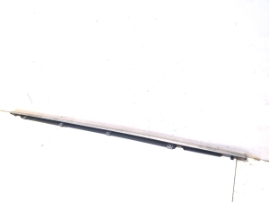 Kia Sorento (2014–2026) Rear side door outer window molding - 2