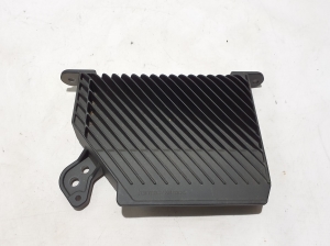 VOLVO XC40 (2017–2026) Audio amplifier 32359256 - 4