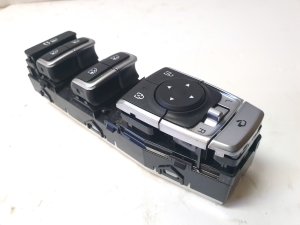 Kia Sorento (2014–2026) Front door glass switch 93571P2420WK - 2