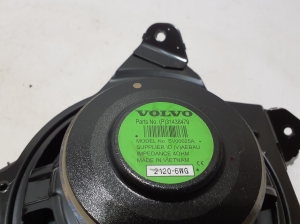 VOLVO XC40 (2017–2026) Kõlar 31438479 - 3