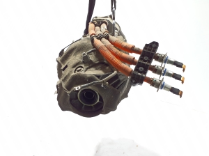 VOLVO XC40 (2017–2026) Engine 32335805 - 3