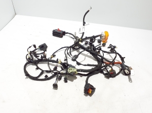 VOLVO XC40 (2017–2026) Engine wiring harness 32356396 - 3