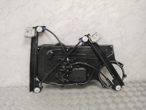 Tesla Model 3 3 (2016–2024) Front door window regulator 109662114J - 4