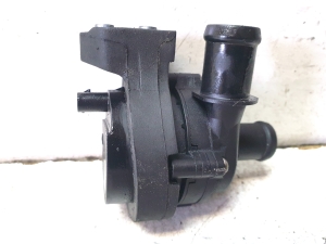 Kia Sorento (2014–2026) Auxiliary water pump MT100K3001 - 5