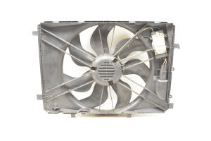 Mercedes Benz C-Class 204 (2007–2014) Dzesēšanas ventilators un tā daļas A2049060212 - 3