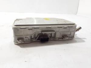 VOLVO XC40 (2017–2026) Invertors 32299861 - 3