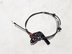 VOLVO XC40 (2017–2026) Hood release cable 32277817 - 3