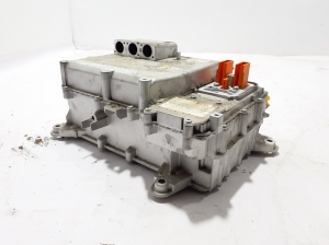 VOLVO XC40 (2017–2026) Invertors 32335806 - 3