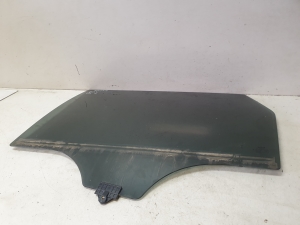Kia Sorento (2014–2026) Aizmugurējo sānu durvju stikls 43R016979 - 4