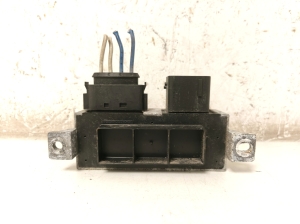 NISSAN Qashqai (2013–2021) Glow plug relay 8200558438 - 7
