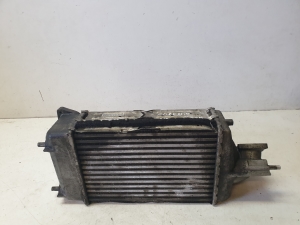 Kia Sorento (2014–2026) Vahejahuti radiaator 282702R000 - 2