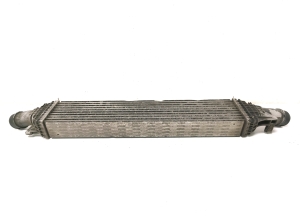 AUDI Q5 (2008–2017) Vahejahuti radiaator 8K0145805G - 6