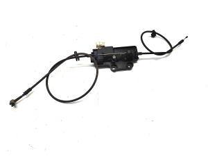 Hood latch - 1061814-00-D