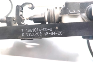 Tesla Model S S (2012–2026) Hood latch 1061814-00-D - 2