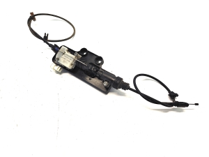 Tesla Model S S (2012–2026) Hood latch 1061816-00-D - 4