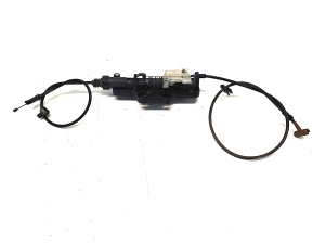 Tesla Model S S (2012–2026) Hood latch 1061816-00-D - 5