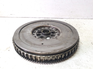 Schwungrad - 232002R700