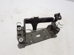 Halter für Klimakompressor - 32275530