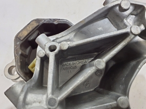 VOLVO XC40 (2017–2026) Engine mount 31686309 - 2
