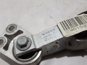 VOLVO XC40 (2017–2026) Engine bracket 31686298 - 2