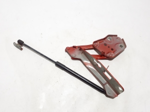VOLVO XC40 (2017–2026) Hood hinge 32297489 - 3