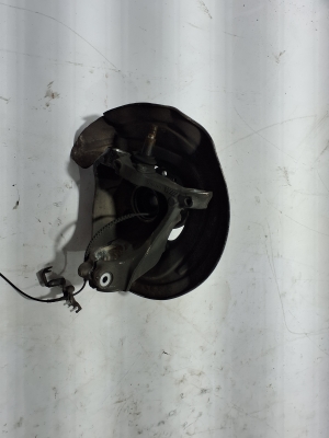 BMW X4 F98 (2019–2026) Front wheel hub 31218090560 - 3
