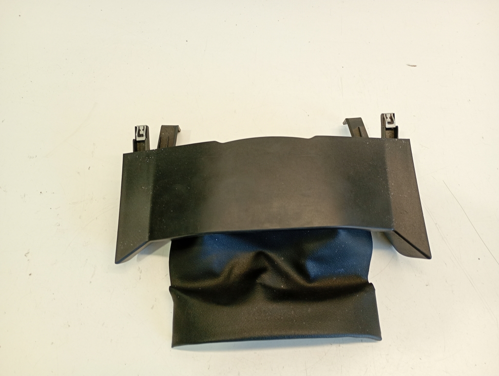 Ford S-MAX (2006–2015) Steering column trim 6M21U04291 Ford S-MAX (2006–2015) Steering column trim 6M21U04291