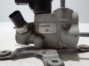 VOLVO XC40 (2017–2026) Klimaschlauch Ventil 32275977 - 3