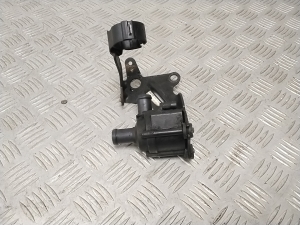 Volkswagen Caddy IV (2015–2020) Auxiliary water pump 5Q0121599AM - 2