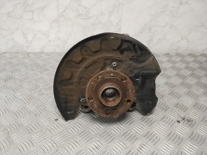Front wheel hub - 5Q0407257A