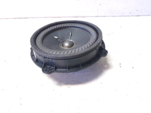 Kia Sorento (2014–2026) Speaker 8043380040 - 3