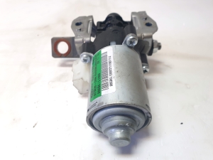 Kia Sorento (2014–2026) Front seat motor 886B6L1000 - 2