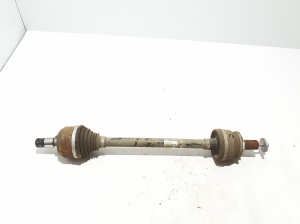   Antriebswelle hinten und ihre Teile  - 32240033 