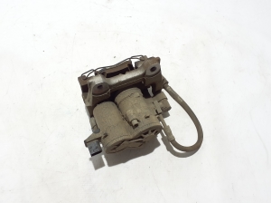 VOLVO XC40 (2017–2026) Bremssattel hinten 32300770 - 3