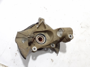 Front wheel hub - 32246335