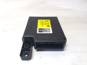 Front seat control unit - 88B70P2000