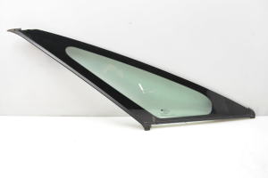 Front body quarter glass - 12841830