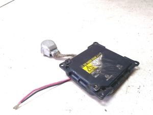 Xenon headlight control unit - 10R022556