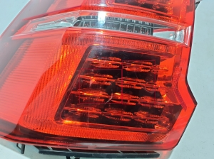 VOLVO XC60 (2017–2026) Tagumine nurgatuli 31420431 - 2