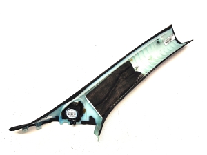 Tesla Model S S (2012–2026) Garniture intérieure de montant avant 1002488-06-K - 3