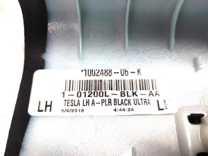 Tesla Model S S (2012–2026) Garniture intérieure de montant avant 1002488-06-K - 5
