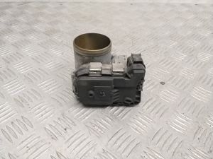 Volkswagen Passat B8 (2014–2023) Drosselklappe 03F133062C - 2