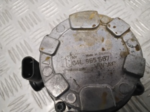 Volkswagen Passat B8 (2014–2023) Tsirkulatsioonipump 04L965567 - 2
