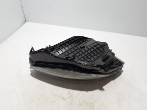 VOLVO XC40 (2017–2026) Headlight 32293764 - 5