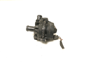 Volkswagen ID.4 I (2020–2026) Auxiliary water pump 1EA965567 - 5