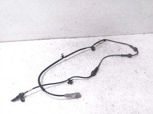 Kia Sorento (2014–2026) Front ABS sensor 58930P2100 - 2