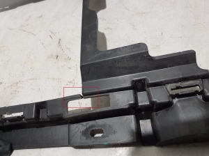 RENAULT Austral (2022–2026) Front grille bracket 620363874R - 2