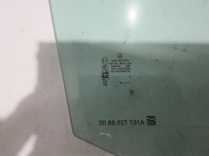 Mercedes Benz GLE-Class 167 (2019–2026) Esiukse klaas A1677258800 - 2