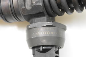 AUDI A4 B6 (2000–2005) Kütusepihusti 038130073BA - 4