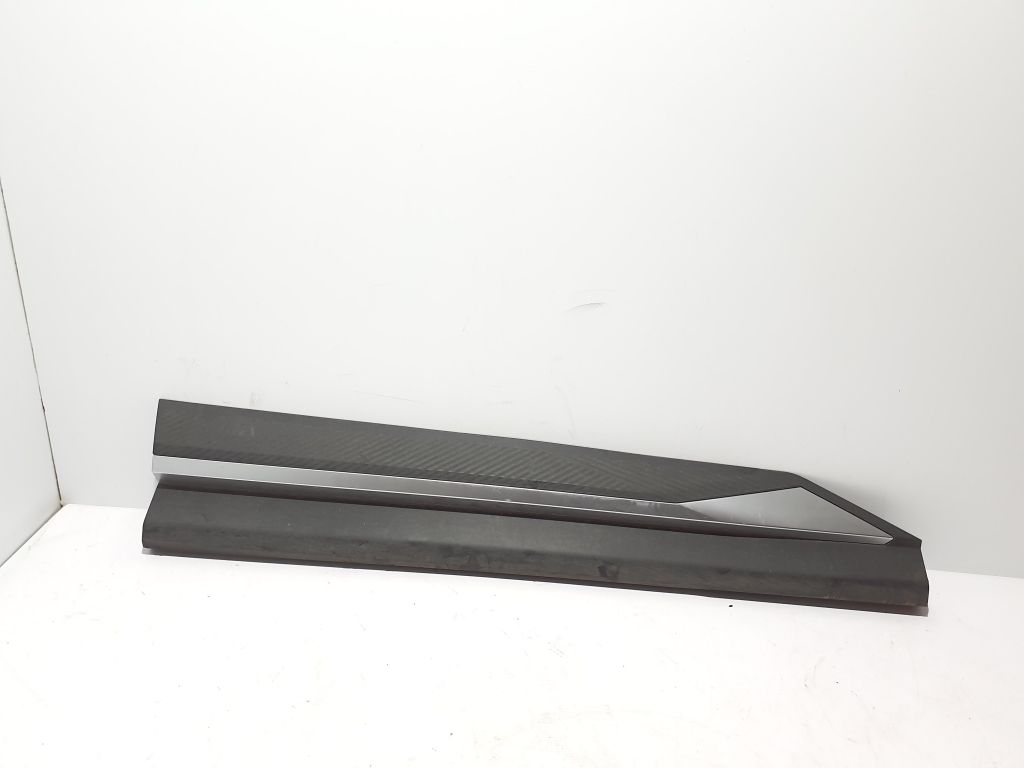 RENAULT Scenic E-Tech I (2024–2026) Front door molding 808206044R RENAULT Scenic E-Tech I (2024–2026) Front door molding 808206044R